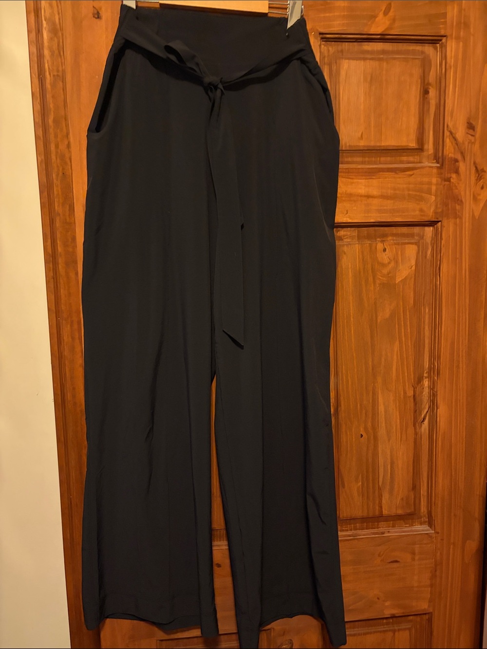 Lululemon Wide-Leg Tie-Waist Pants - Black